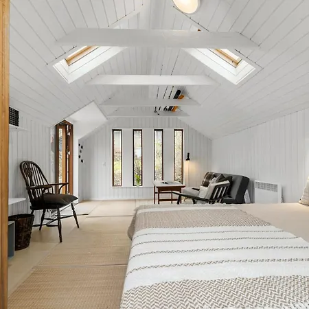 3 Bedroom In Holiday home
