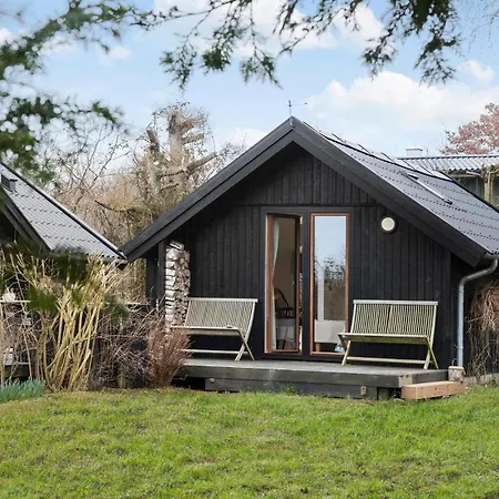 3 Bedroom In בית נופש פארביילה